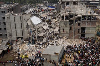CC: http://upload.wikimedia.org/wikipedia/commons/0/0c/Dhaka_Savar_Building_Collapse.jpg